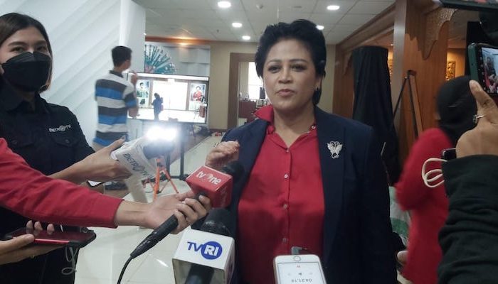 Menyulap Jenderal Kehormatan? Connie Bakrie : Tidak Aturan Kenaikan Pangkat Purnawirawan