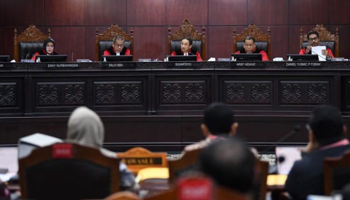 Hakim Konstitusi Masih Diskusikan Kapolri dan Kepala BIN Hadir di Sidang Sengketa Pilpres