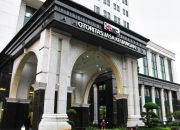 Geledah Otoritas Jasa Keuangan, KPK Temukan Bukti Elektronik Dugaan Dana CSR Bank Indonesia