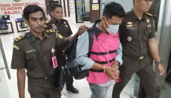 SULUT HEBOH : Uang Korupsi Proyek Jalan Fiktif Saniahaya – Modapuhi Digunakan Bayar Utang Bupati Sula?