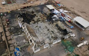 “Rata Tanah”,… Ladang Minyak Halliburton Milika Amerika Serikat Dirudal IRAN”