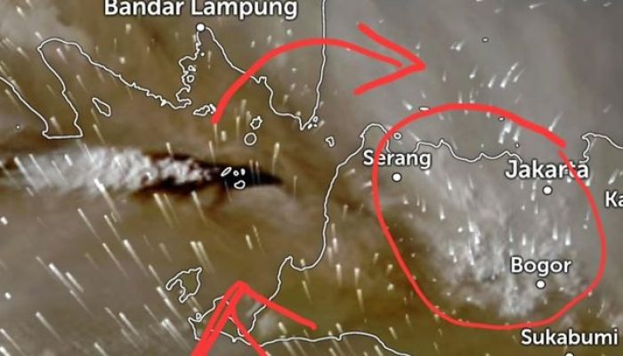 Krakatau Meletus Tertangkap Satelit, Diduga Tembus Lapisan Tropopause | Cuaca Lokal Tetap Diwaspadai